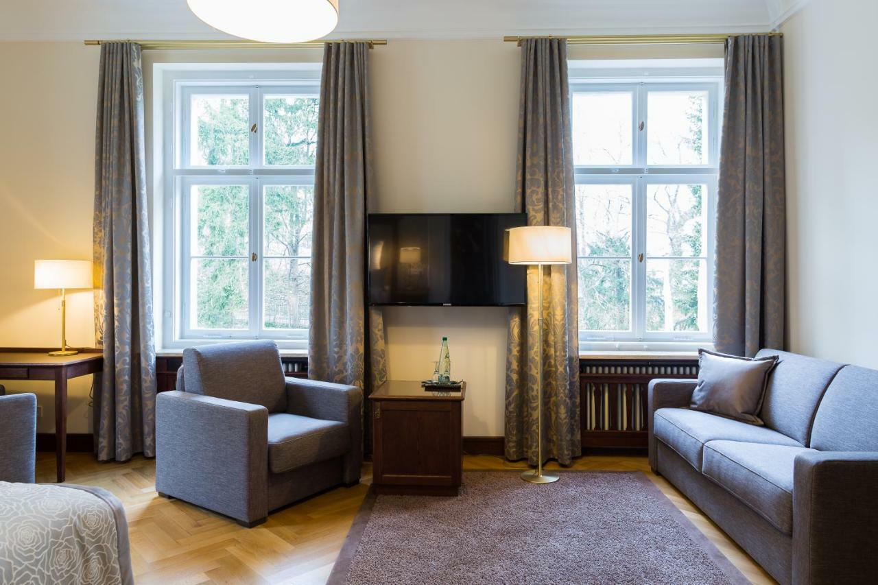 Hotel Villa Altenburg Pößneck Esterno foto