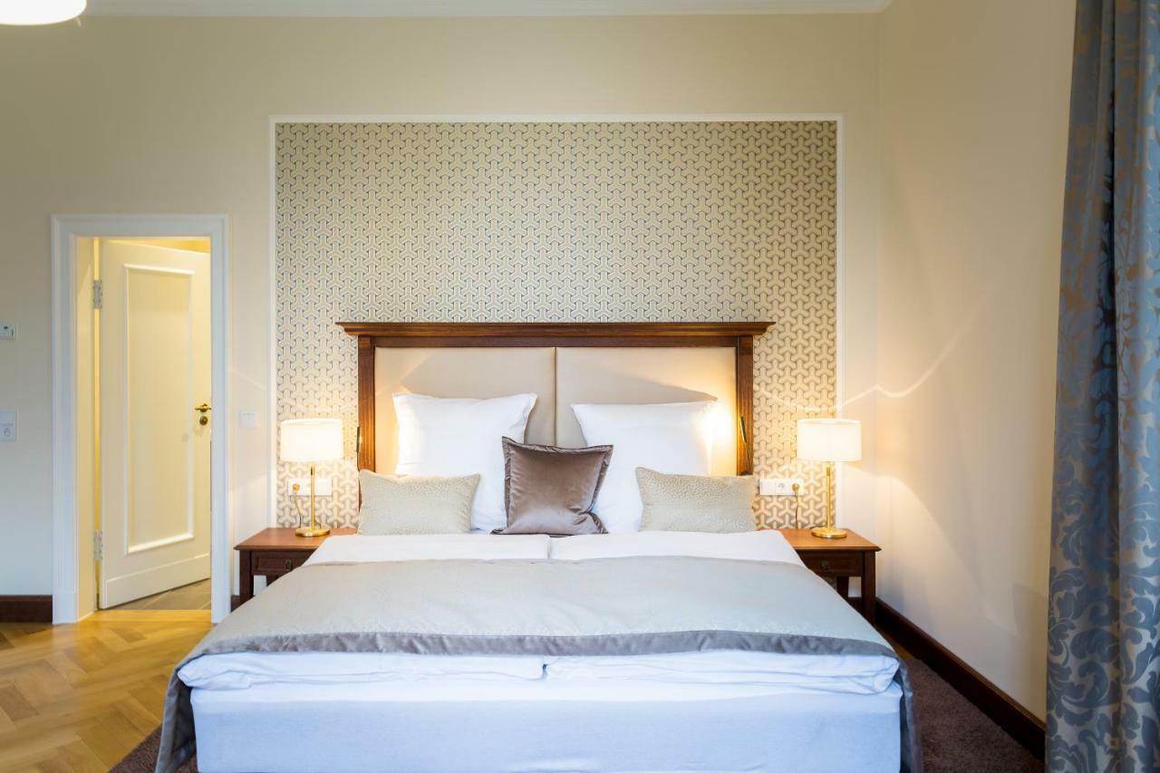 Hotel Villa Altenburg Pößneck Esterno foto