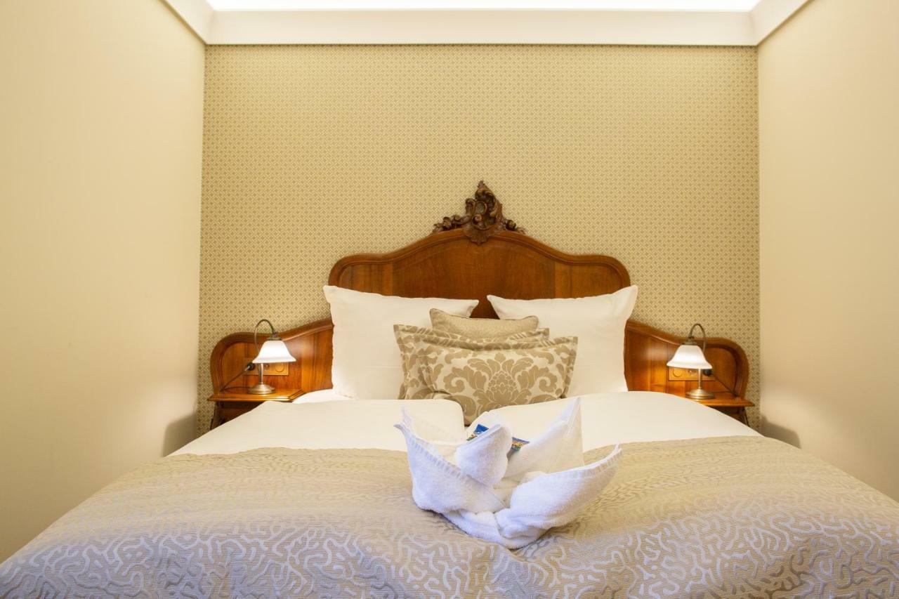 Hotel Villa Altenburg Pößneck Esterno foto